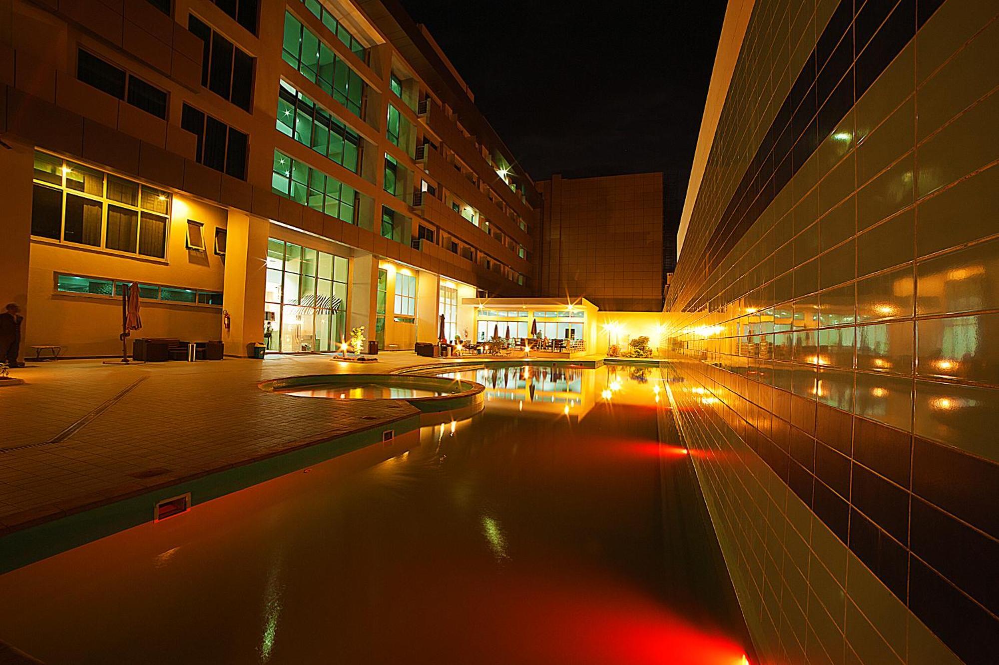 New Hotel-نامبولا المظهر الخارجي الصورة